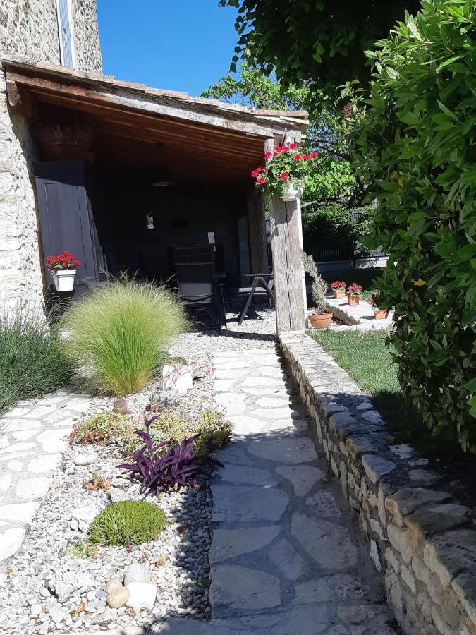 Apartamento Chez Elles Portes-en-Valdaine Exterior foto
